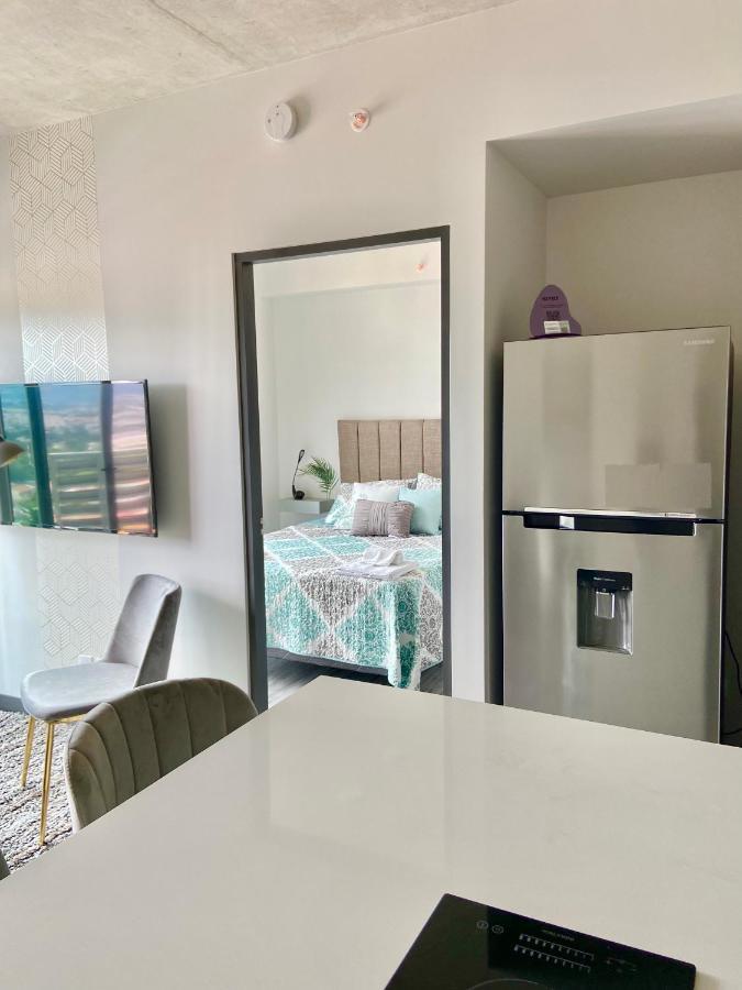 Comodo Y Elegante Apartamento En Fabuloso Condo! San Jose  Eksteriør bilde